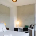Apartment Les 7 Anges - Vue Cathedrale, Parking & Centre Historique Reims