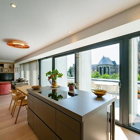 Les 7 Anges - Parking, Vue Cathédrale&centre Historique * Reims