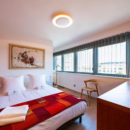 Apartment Les 7 Anges - Parking, Vue Cathedrale & Centre Historique Reims
