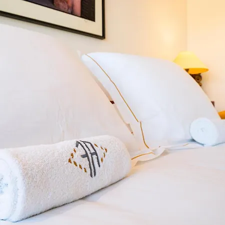 Apartment Les 7 Anges - Parking, Vue Cathedrale & Centre Historique Reims