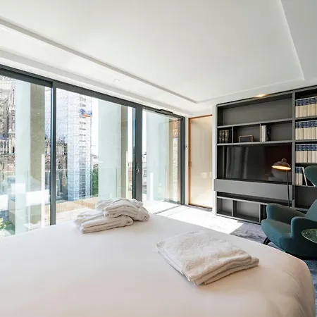 Les 7 Anges - Parking, Vue Cathédrale&centre Historique