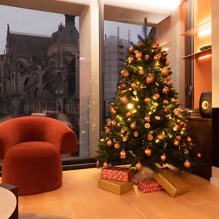 Apartament Les 7 Anges - Vue Cathedrale, Parking & Centre Historique *