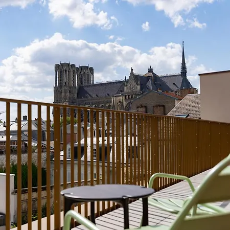 Les 7 Anges - Vue Cathedrale, Parking & Centre Historique ランス