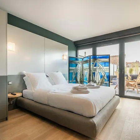 Les 7 Anges - Parking, Vue Cathedrale & Centre Historique Apartment *