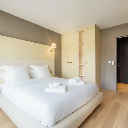 Les 7 Anges - Parking, Vue Cathedrale & Centre Historique Apartment *