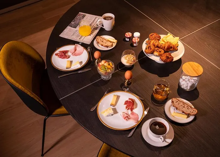 Les 7 Anges - Vue Cathedrale, Parking & Centre Historique Lägenhet *