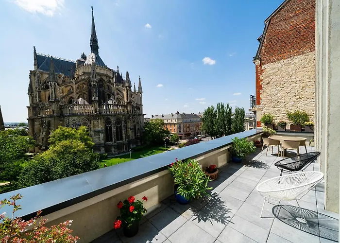 アパート Les 7 Anges - Vue Cathedrale, Parking & Centre Historique *