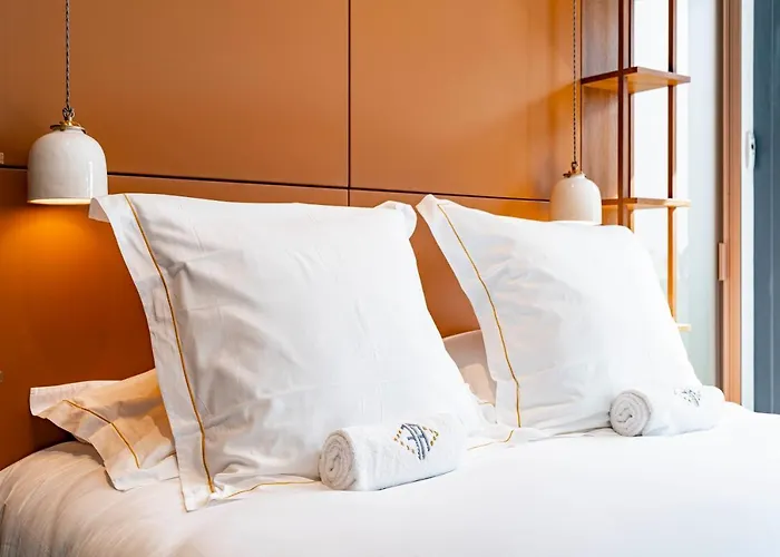 Lägenhet Les 7 Anges - Vue Cathedrale, Parking & Centre Historique