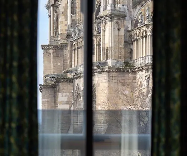 Lägenhet Les 7 Anges - Vue Cathedrale, Parking & Centre Historique Reims