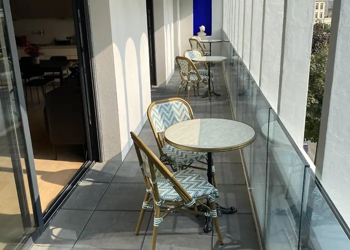 Les 7 Anges - Vue Cathedrale, Parking & Centre Historique アパート *