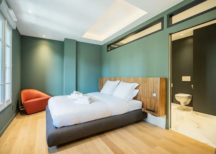 Les 7 Anges - Vue Cathedrale, Parking & Centre Historique アパート *